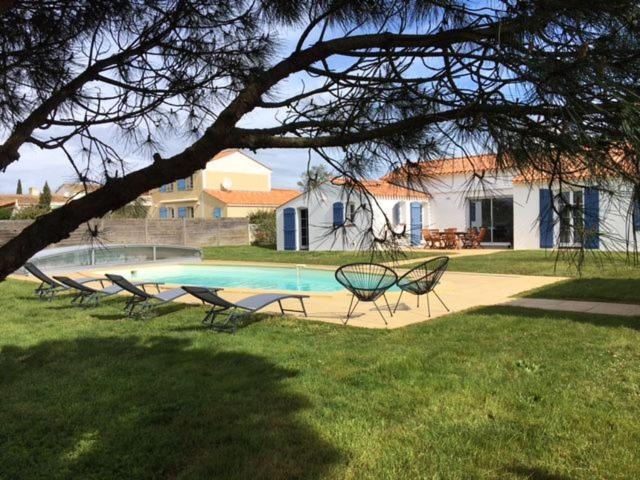 Gite Avec Piscine Privative L'Aiguillon-sur-Vie Екстер'єр фото